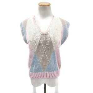 Vintage granny core Kitchy sweater vest in size medium Pastel Argyle